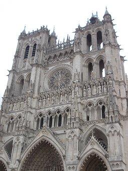 storage/okrareizen/cathedral-of-notre-dame-of-amiens-3613949-340.jpg