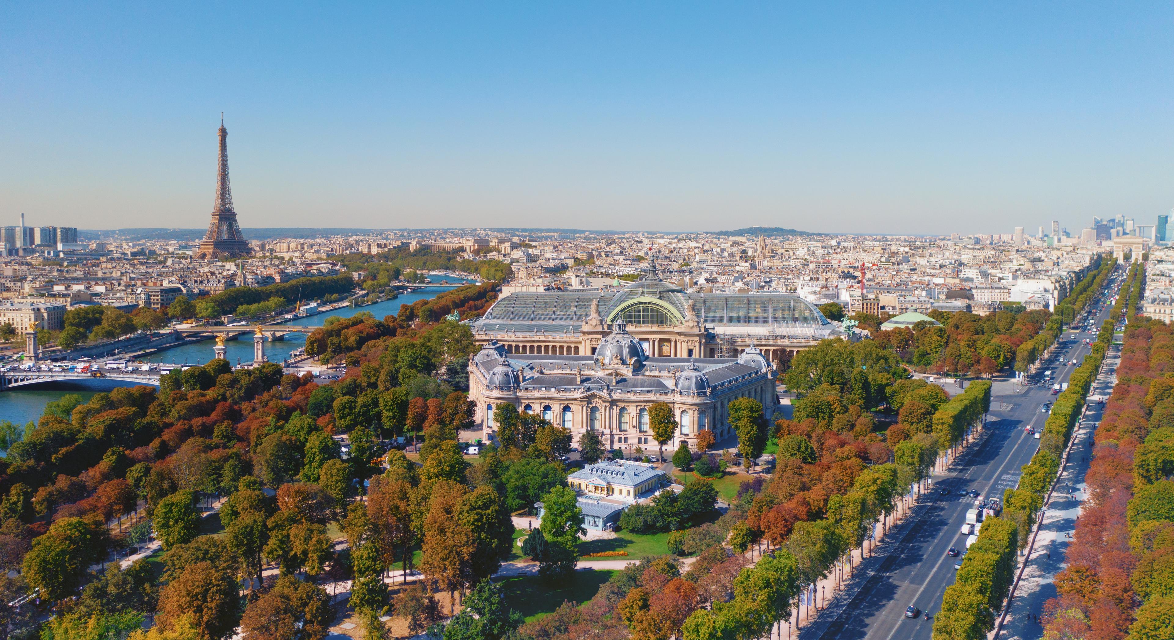 champs-elysees.jpg