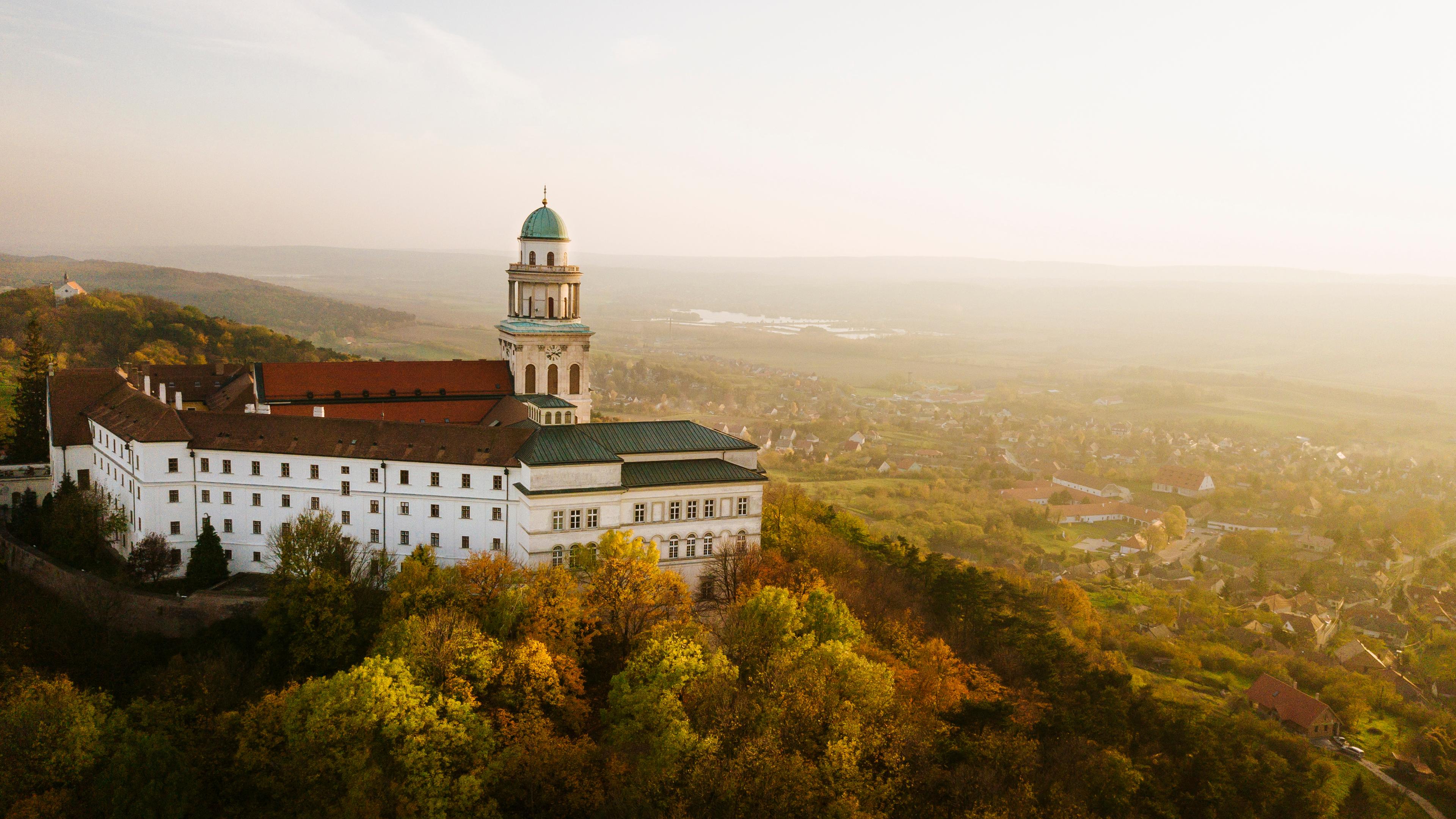 pannonhalma-abbey.jpg