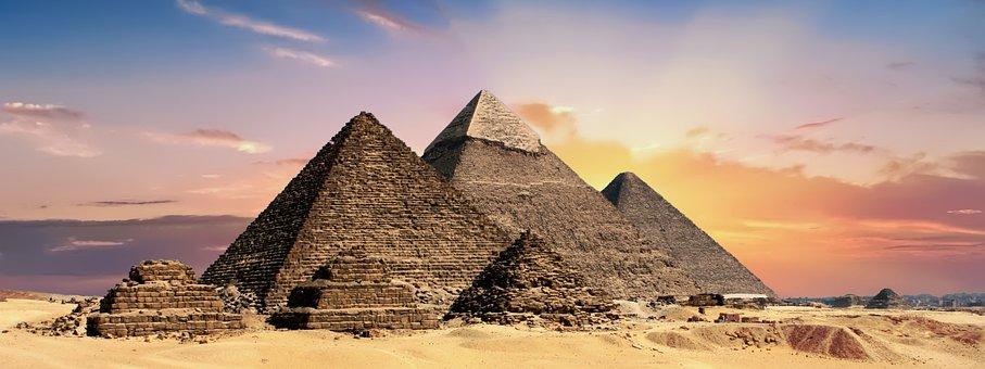 storage/okrareizen/pyramids-2371501-340.jpg
